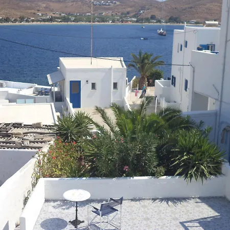 Marina's Serifos Πανσιόν Λιβάδι