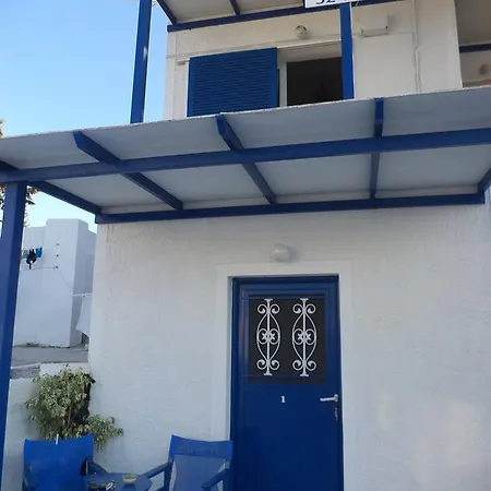 Πανσιόν Marina's Serifos Λιβάδι