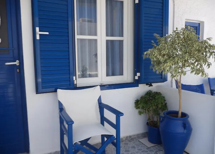 Guest house Marina's Serifos