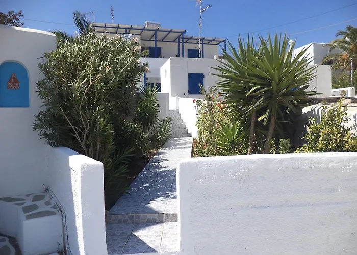 Guest house Marina's Serifos 3*