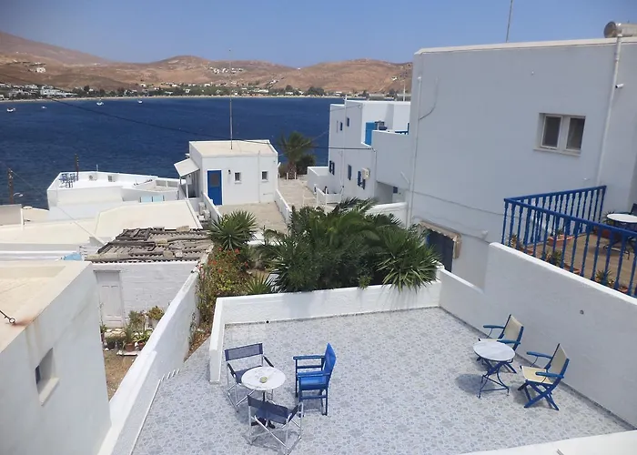 Marina's Serifos Guest house 3*