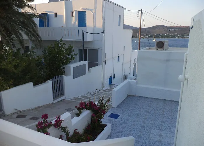 Marina's Serifos 3*