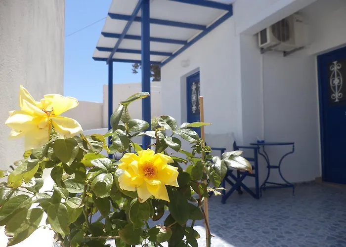 Marina's Serifos Livadi (Serifos)