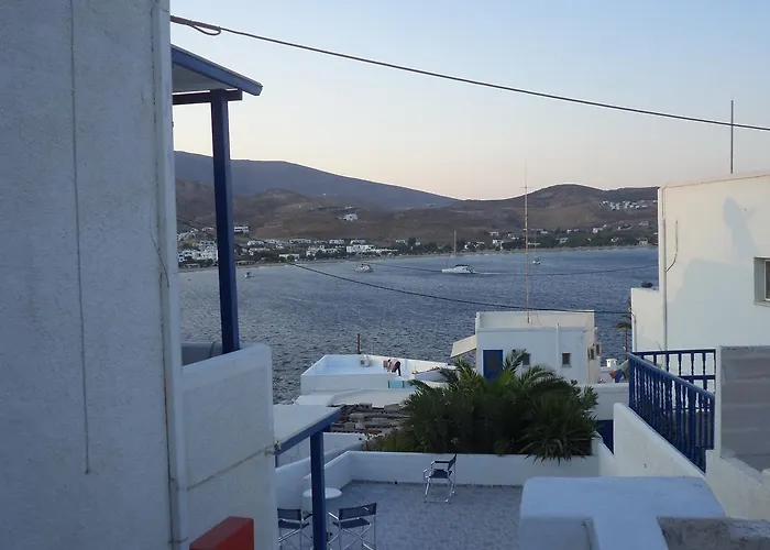 Marina's Serifos Gæstehus